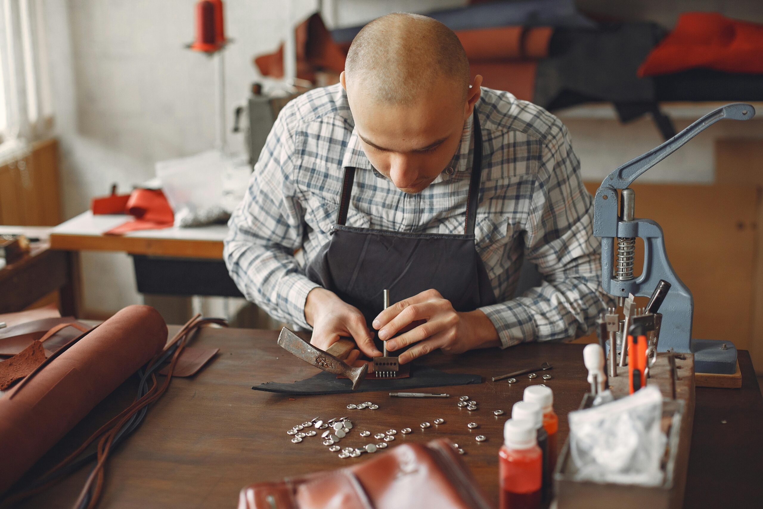 hobby into a business, hobby business ideas, start a hobby business, side hustle from hobby, how to turn a hobby into income